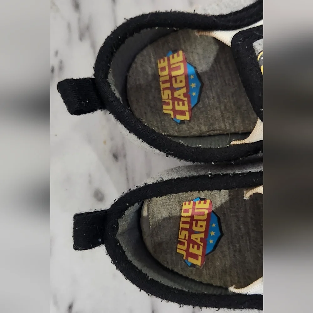 Justice League baby's infant crib shoes size 3-6 months